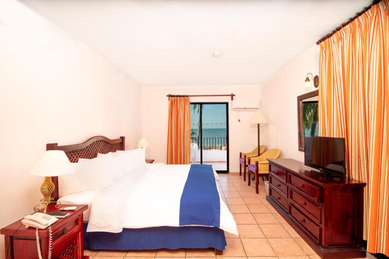 Grand Decameron Complex Bucerias, A Trademark All-Inclusive Resort Экстерьер фото